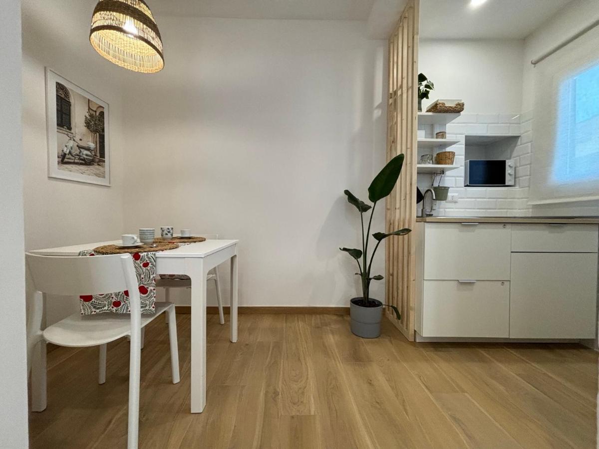 La Maison Appartement - A 200M Dal Porto Чивітавекк'я Екстер'єр фото